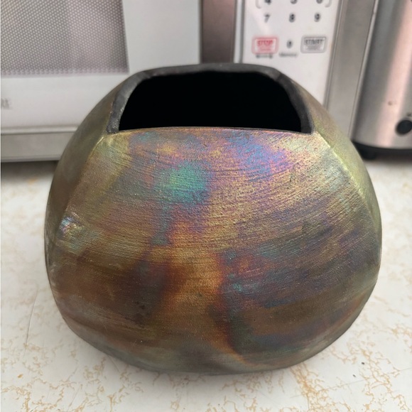 Vintage Iridescent RAKU Ceramic Vase ,Handmade and signed - Picture 1 of 3